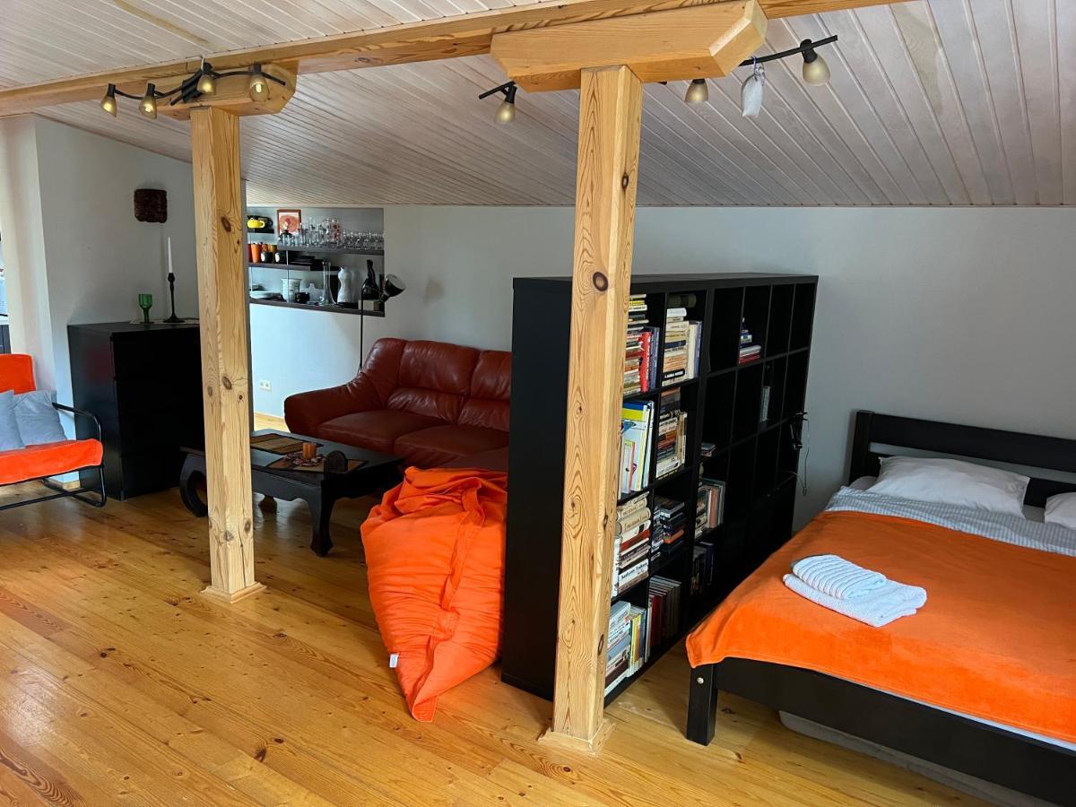 Studio Apartment And Free Airport Transfer Рига Экстерьер фото