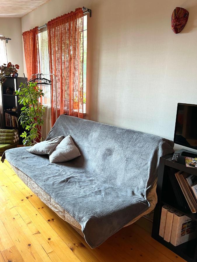 Studio Apartment And Free Airport Transfer Рига Экстерьер фото