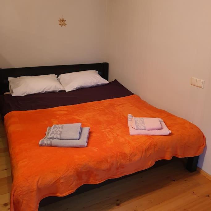 Studio Apartment And Free Airport Transfer Рига Экстерьер фото